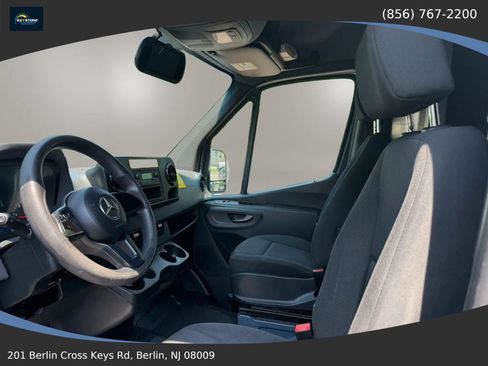 Used 2019 Mercedes-Benz Sprinter 144 image 9