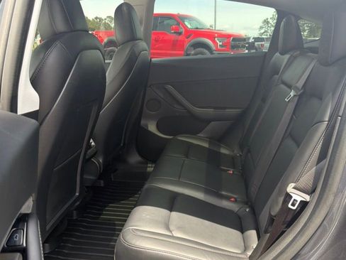 Used 2020 Tesla Model Y Performance AWD/4WD image 9