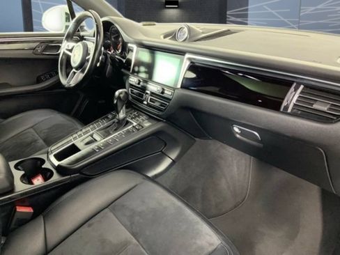 Used 2019 Porsche Macan AWD/4WD image 16