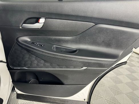 Used 2023 Hyundai Santa Fe Limited image 29