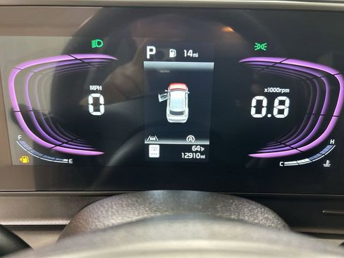 Used 2025 Kia Sportage EX AWD/4WD image 13
