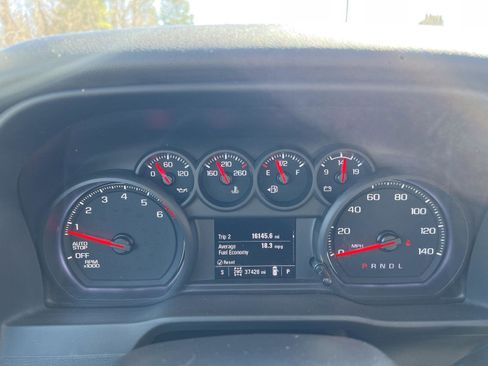 Used 2023 Chevrolet Silverado 1500 Custom AWD/4WD image 12