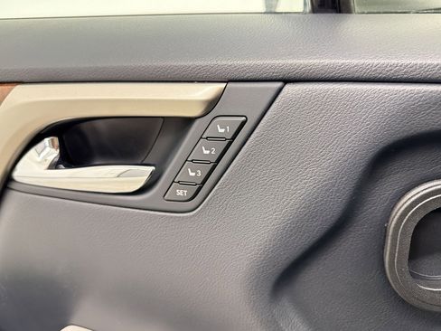 Used 2020 Lexus RX 450hL AWD w/ Premium Package image 32