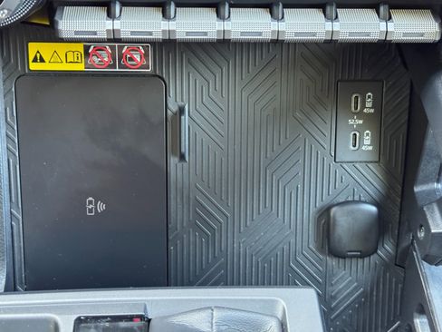 Used 2024 Toyota Tacoma TRD Sport w/ TRD Sport Premium Package image 30