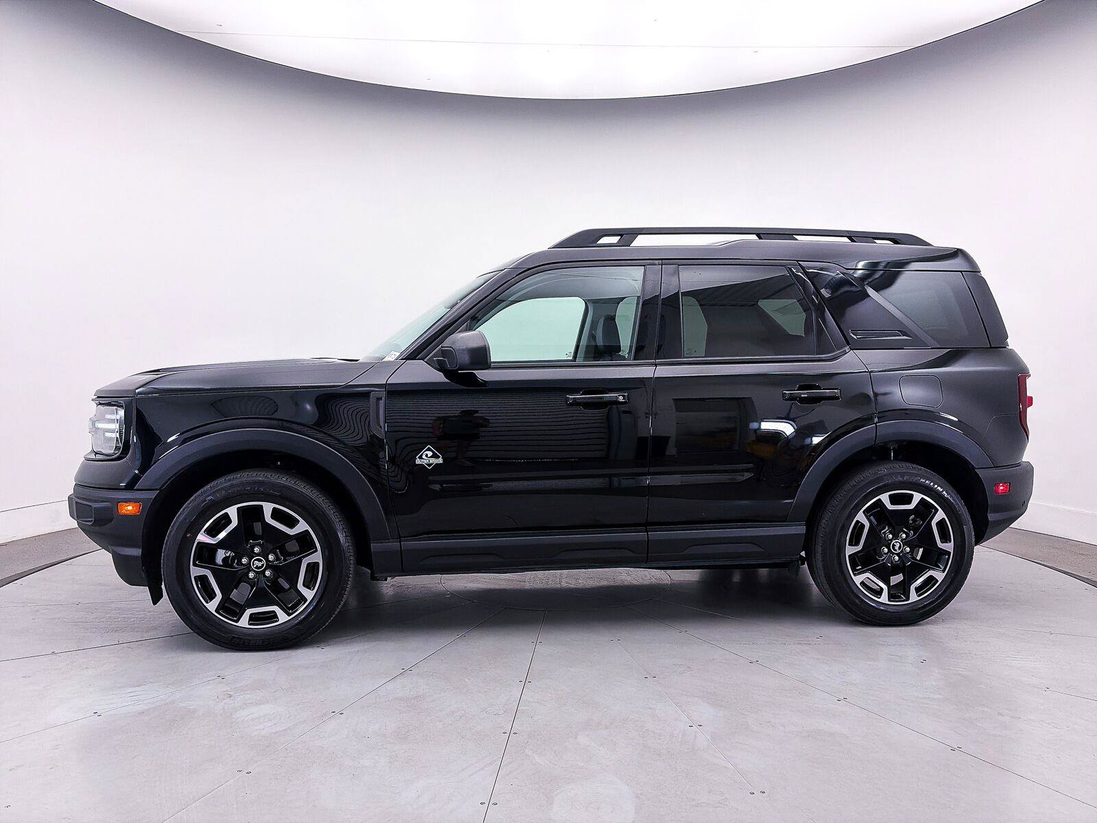 Used 2023 Ford Bronco Sport Outer Banks w/ Tech Package AWD/4WD image 41