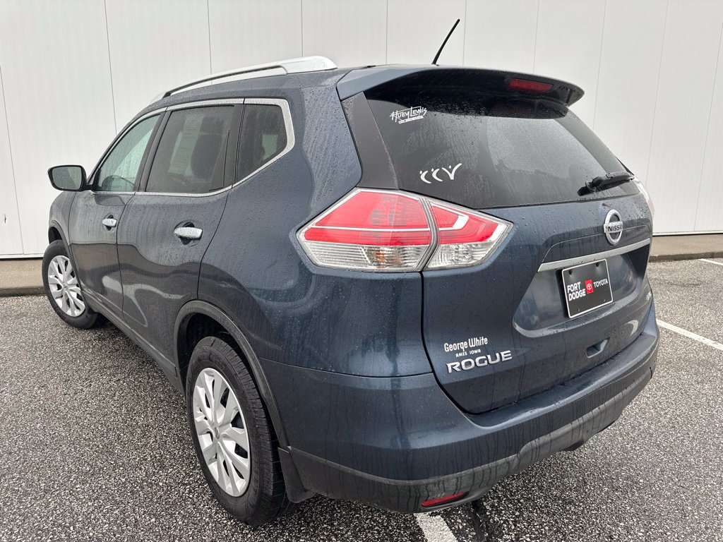 Used 2016 Nissan Rogue S w/ Appearance Package AWD/4WD image 5