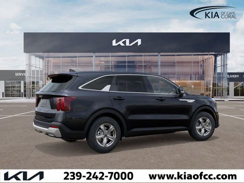 New 2026 Kia Sorento LX image 6