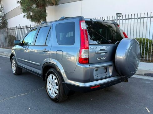 Used 2005 Honda CR-V SE image 5