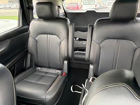 Used 2024 MAZDA CX-90 3.3 Turbo w/ Preferred Package AWD/4WD image 7