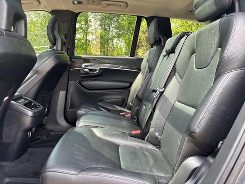 Used 2016 Volvo XC90 T6 Momentum AWD/4WD image 18