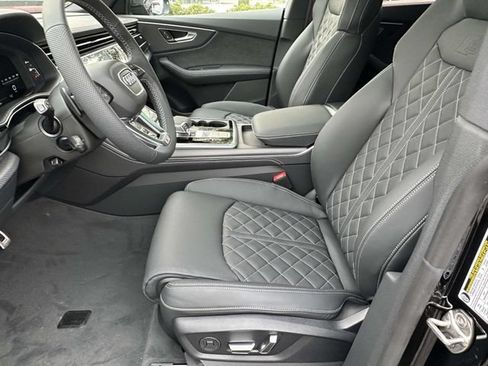 New 2026 Audi SQ8 Premium Plus AWD/4WD image 9