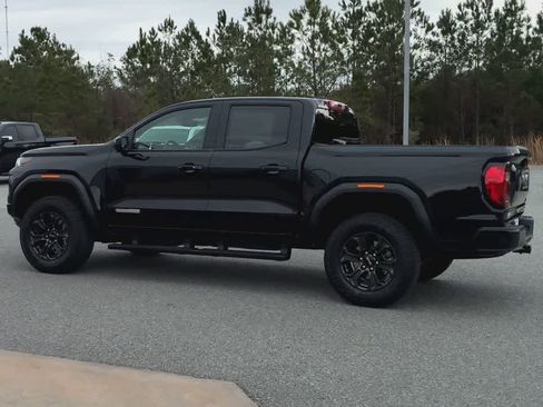 Used 2024 GMC Canyon Elevation w/ Trailering Package image 6