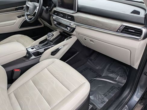 Used 2022 Kia Telluride SX w/ SX Prestige Package image 27
