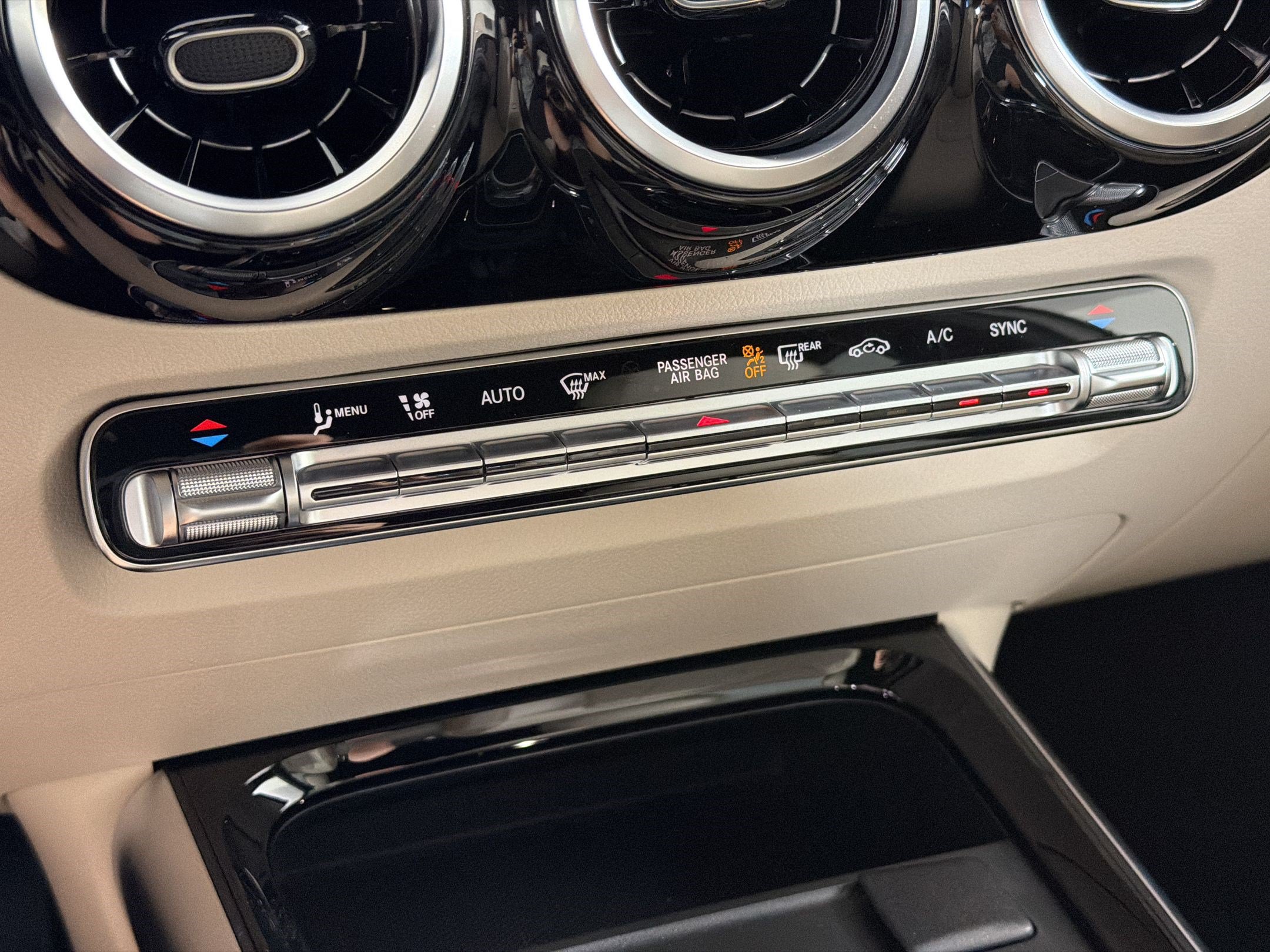 Used 2026 Mercedes-Benz GLA 250 4MATIC image 18