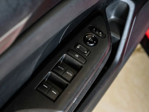 Used 2020 Honda Civic Sport image 37