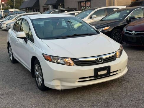 Used 2012 Honda Civic LX image 3