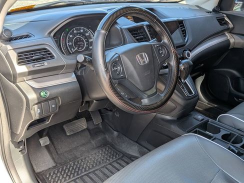 Used 2015 Honda CR-V LX image 17