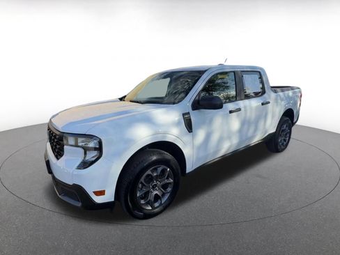 Used 2026 Ford Maverick XLT FWD image 7