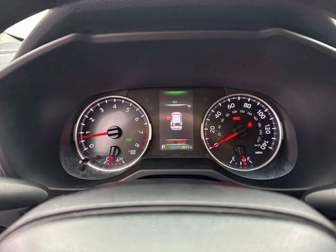 Used 2022 Toyota RAV4 XLE image 15