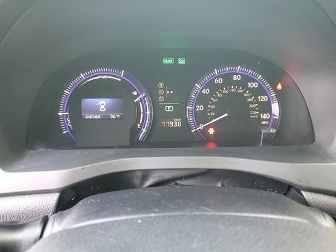 Used 2011 Lexus HS 250h Premium image 18