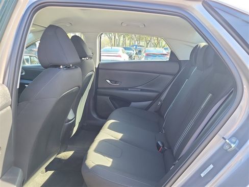 Certified 2023 Hyundai Elantra SEL image 12