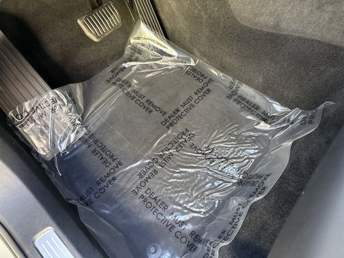 Used 2025 Volvo XC90 B6 Plus image 17