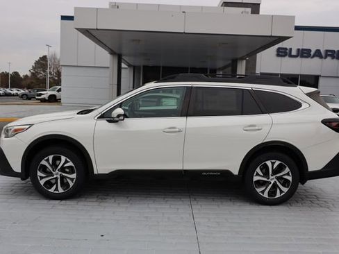 Used 2020 Subaru Outback Limited w/ Popular Package #2 image 2
