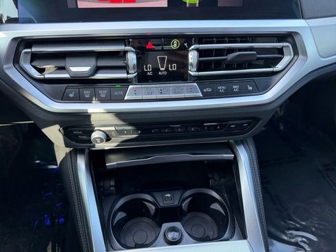 Used 2023 BMW 430i Coupe w/ M Sport Package image 23