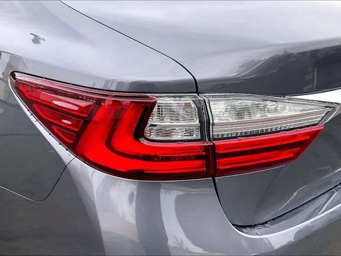 Used 2016 Lexus ES 350 image 30