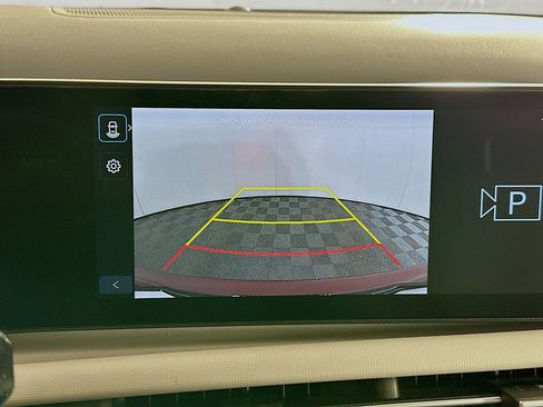 Used 2025 Hyundai Tucson SEL image 22