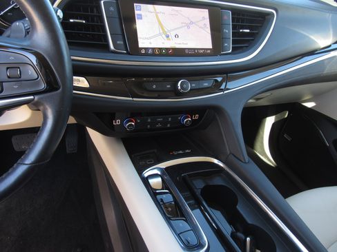 Used 2023 Buick Enclave Essence w/ Sound and Sites Package image 19