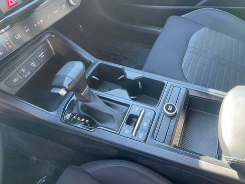 Used 2025 Kia K5 LXS image 43