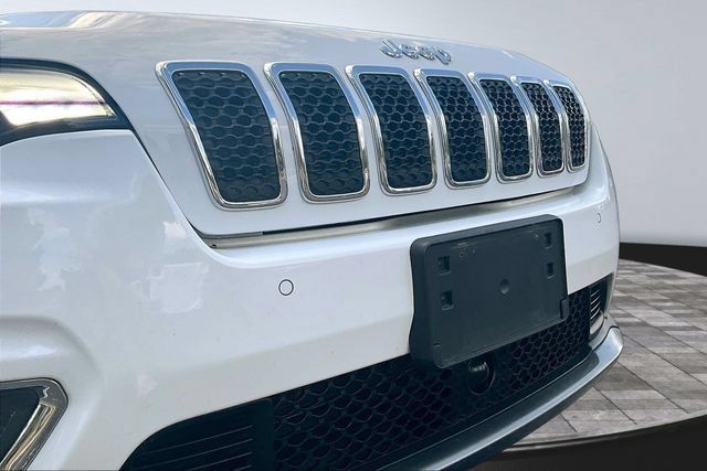 Used 2019 Jeep Cherokee Limited w/ Technology Group AWD/4WD image 32