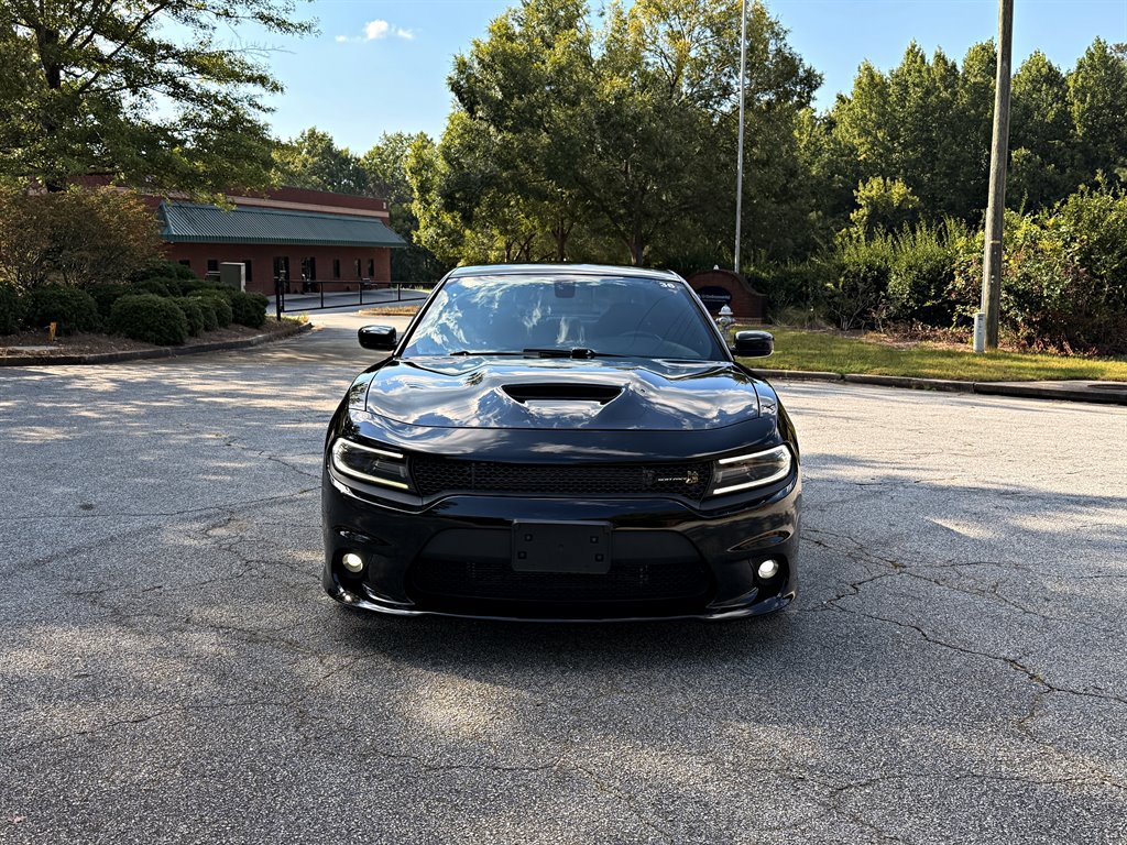 Used 2018 Dodge Charger R/T Scat Pack RWD image 2