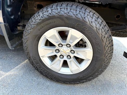 Used 2022 Chevrolet Silverado 1500 LT image 3