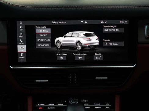 Used 2021 Porsche Cayenne Turbo AWD/4WD image 36