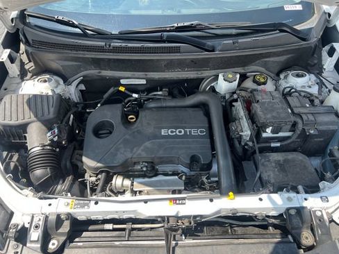 Used 2020 Chevrolet Equinox LT FWD image 20