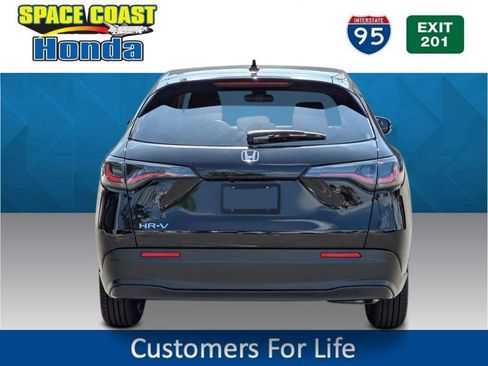 New 2026 Honda HR-V LX image 3
