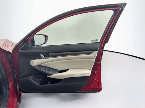 Used 2018 Honda Accord EX-L image 33