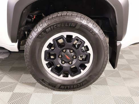 Used 2025 Toyota 4Runner TRD Off-Road Premium image 19
