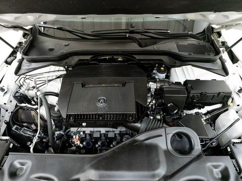 Used 2023 Acura MDX SH-AWD image 3