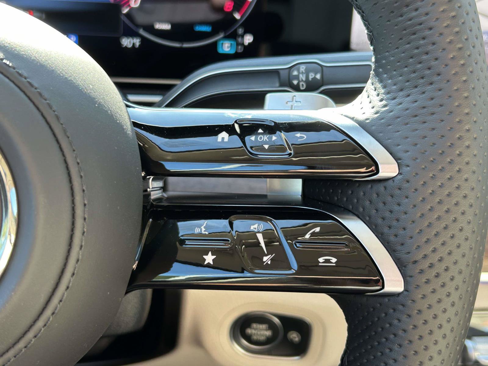 New 2026 Mercedes-Benz GLS 450 4MATIC image 27