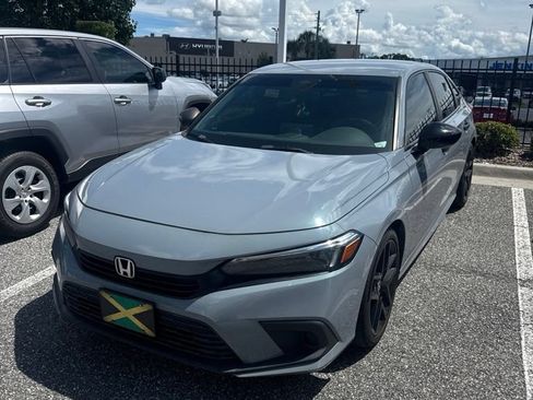 Used 2022 Honda Civic Sport image 1
