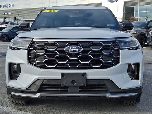 Certified 2025 Ford Explorer Platinum w/ LUX Leather Package image 2
