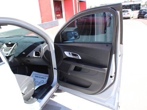 Used 2012 Chevrolet Equinox LS FWD image 11