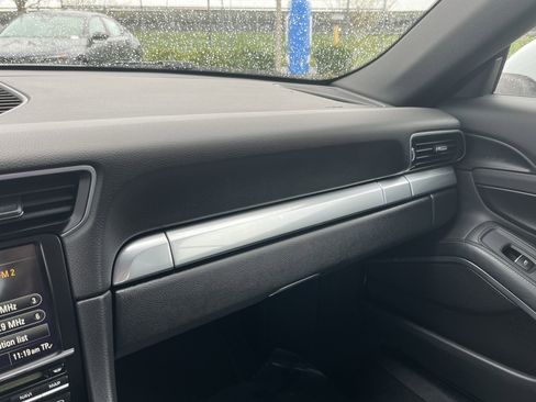 Used 2015 Porsche 911 Carrera image 23