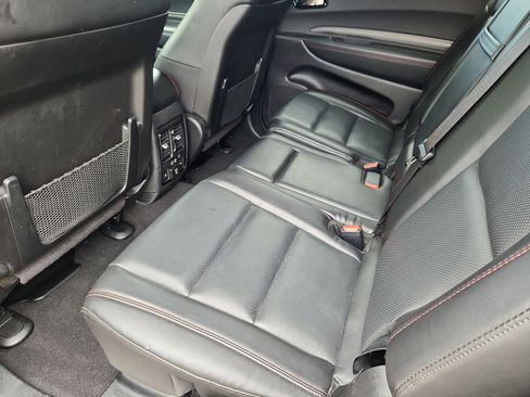 Used 2025 Dodge Durango GT AWD/4WD image 11