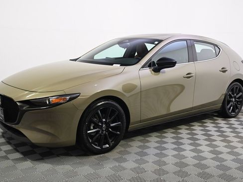 Certified 2025 MAZDA MAZDA3 Carbon image 2