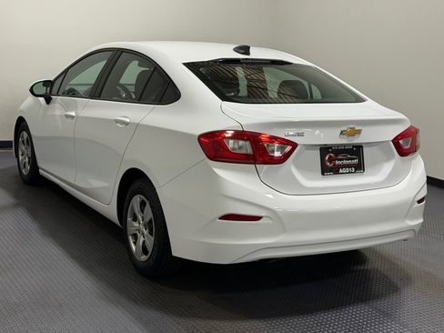 Used 2017 Chevrolet Cruze LS FWD image 7