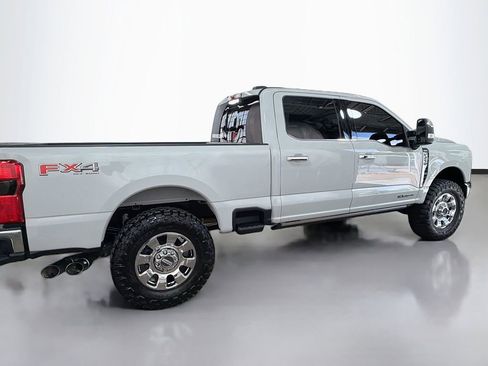 Used 2025 Ford F250 Lariat w/ Lariat Ultimate Package AWD/4WD image 11